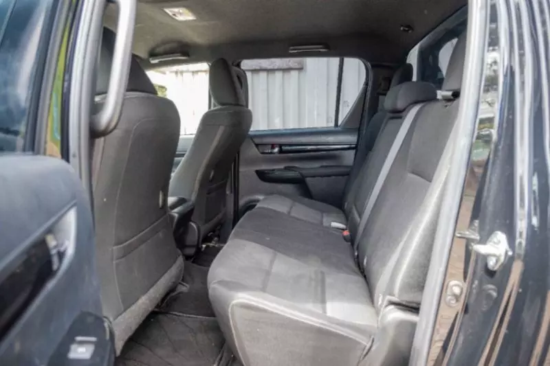 Toyota Hilux   - 2020