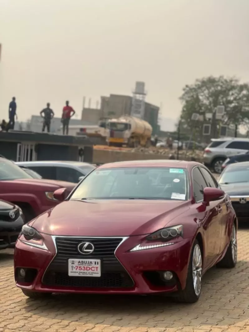 Lexus IS 350