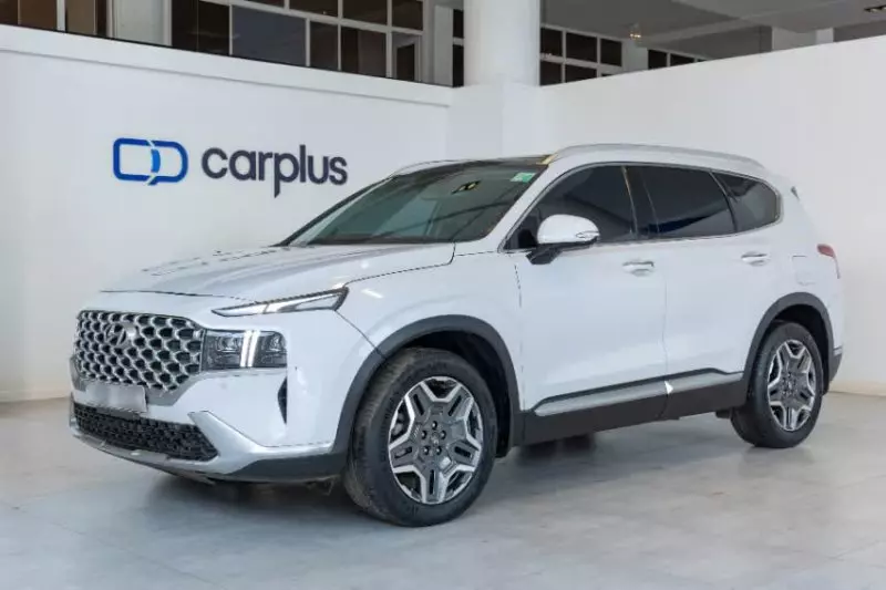 Hyundai Santa Fe   - 2023