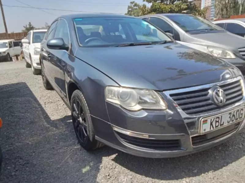 Volkswagen Passat   - 2006