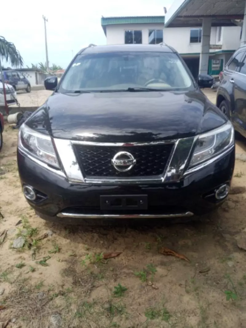 Nissan Pathfinder   - 2014