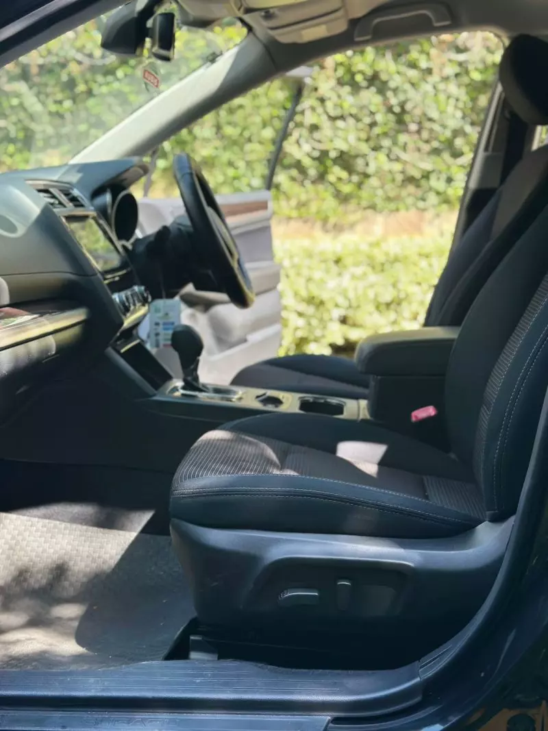 Subaru Legacy B4   - 2017