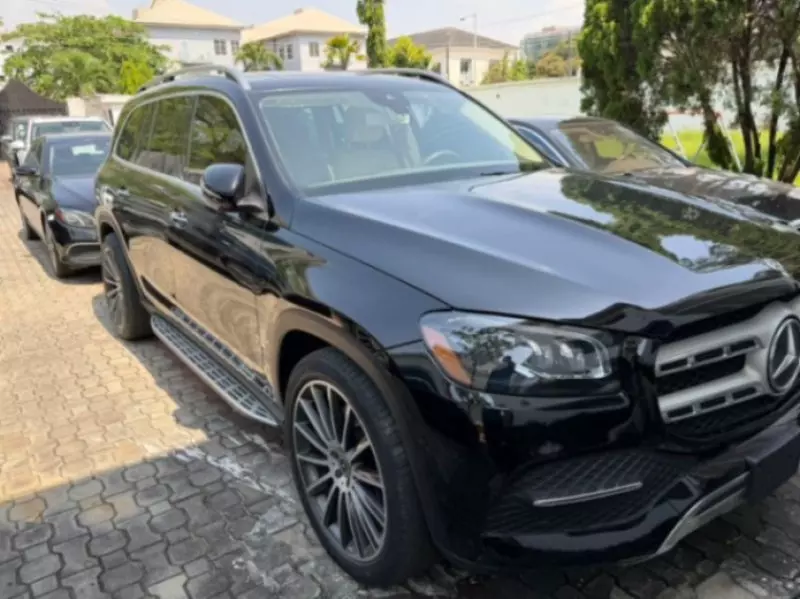 Mercedes-Benz GLS 450