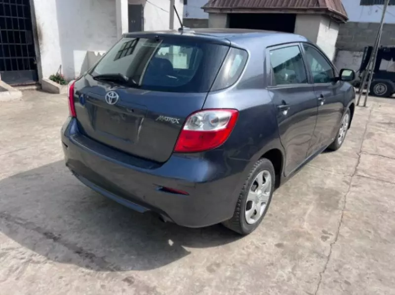 Toyota Corolla Matrix   - 2010