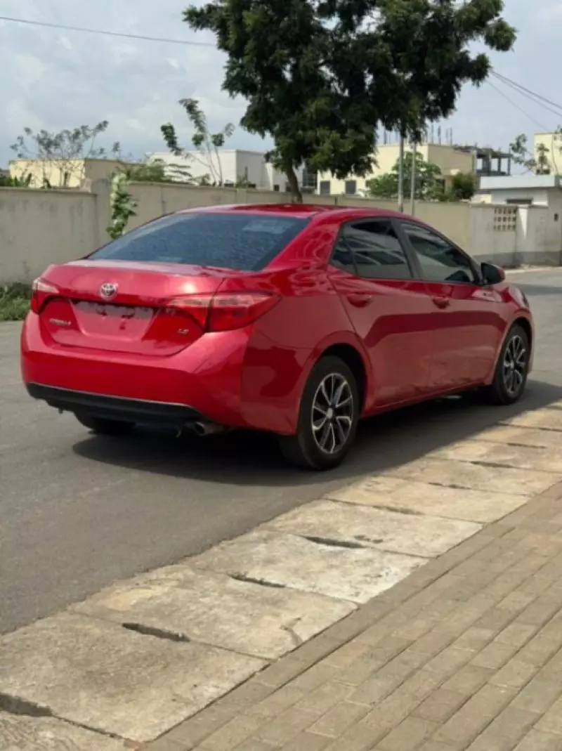 Toyota Corolla - 2013