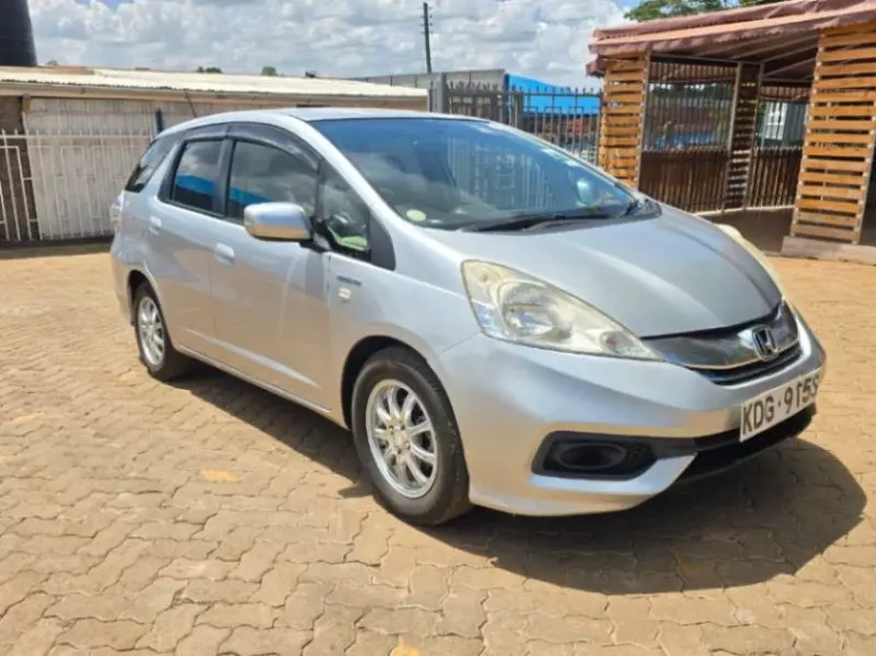 Honda Fit shuttle