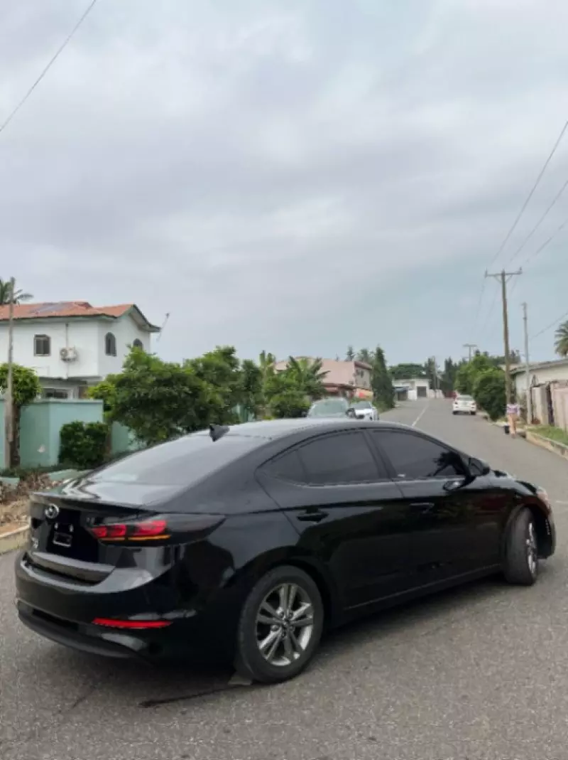 Hyundai Elantra   - 2017