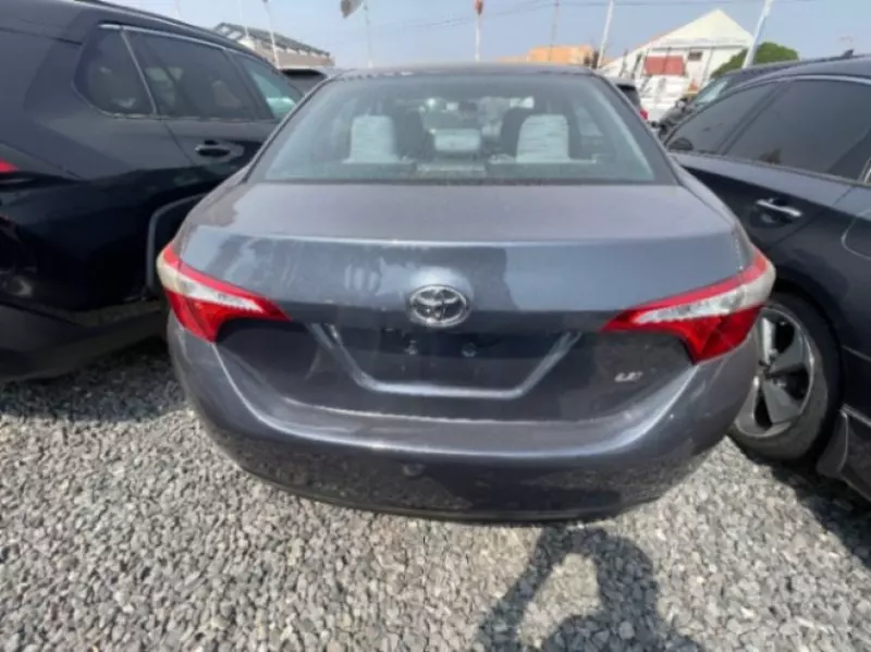 Toyota Corolla   - 2016