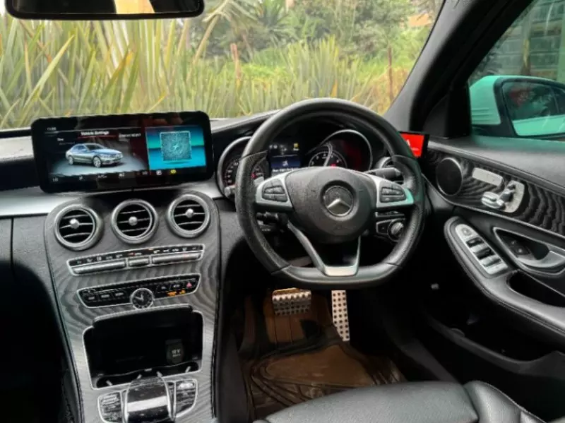 Mercedes-Benz C200   - 2017
