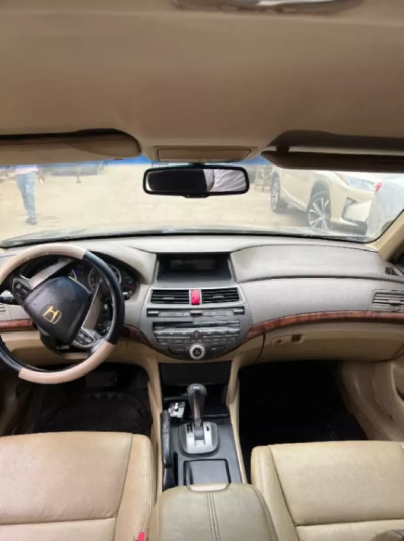 Honda Accord   - 2008