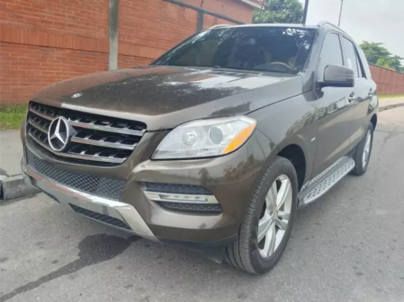 Mercedes-Benz ML 350 - 2012