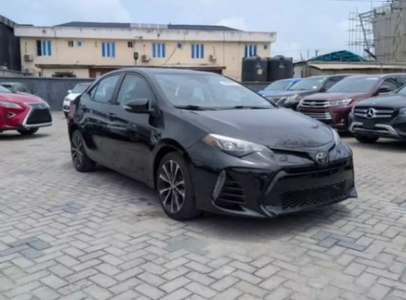 Toyota Corolla   - 2017