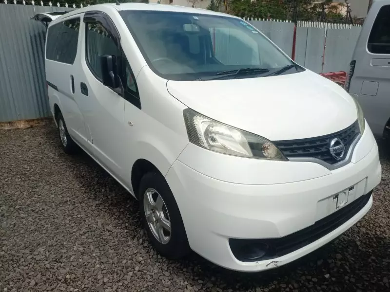 Nissan NV200   - 2015