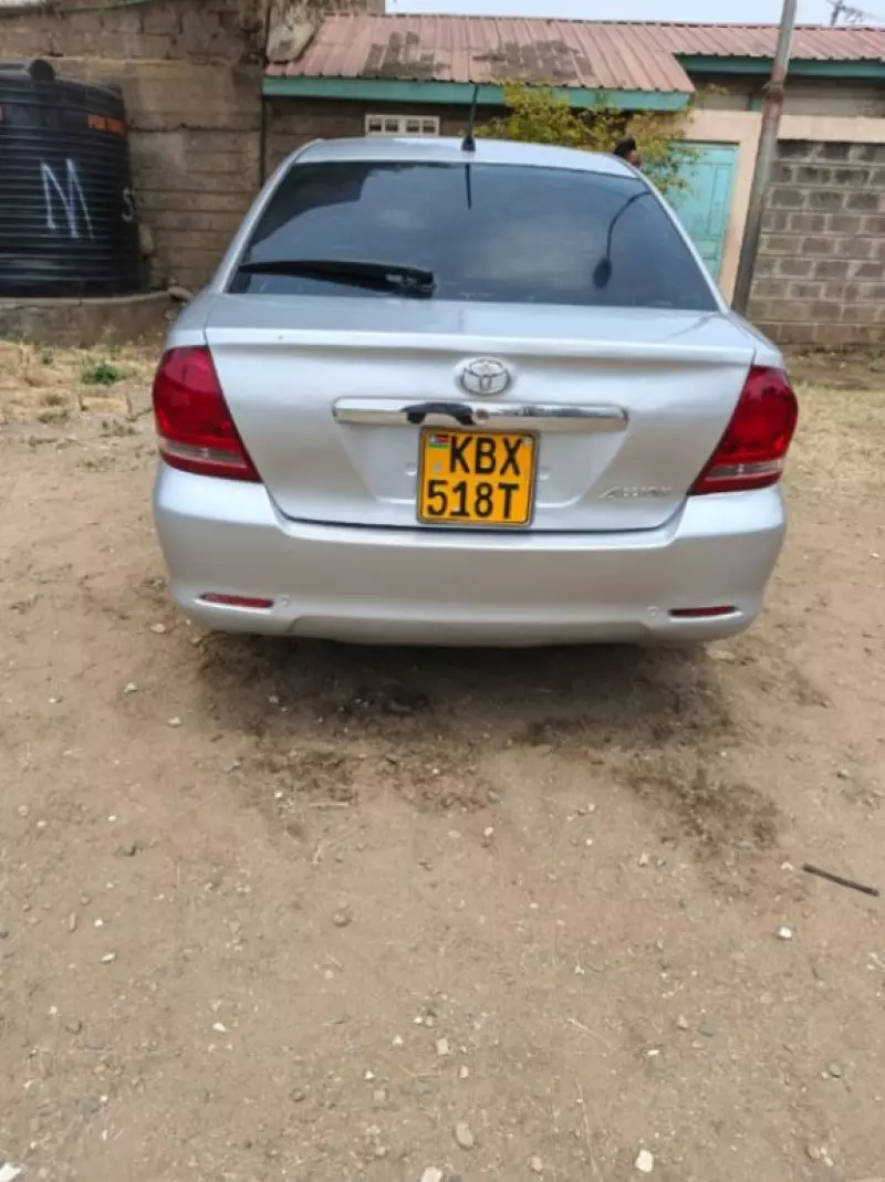 Toyota Allion    - 2011