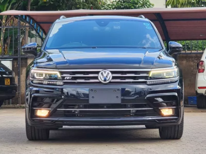 Volkswagen Tiguan   - 2018