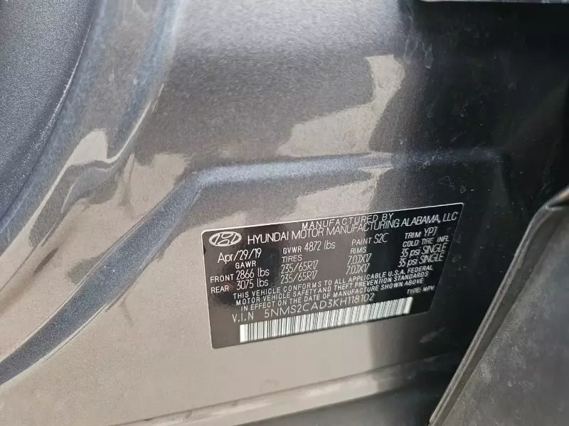 Hyundai Santa Fe   - 2019