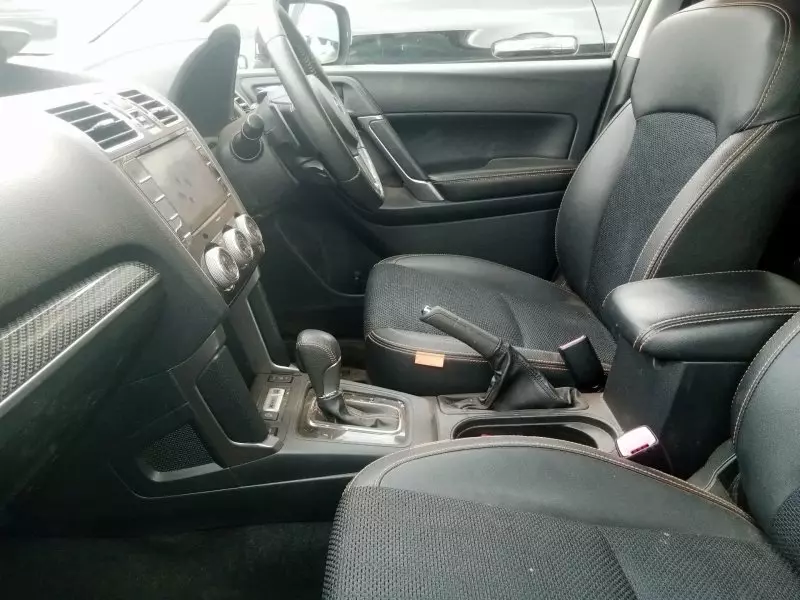 Subaru Forester   - 2015