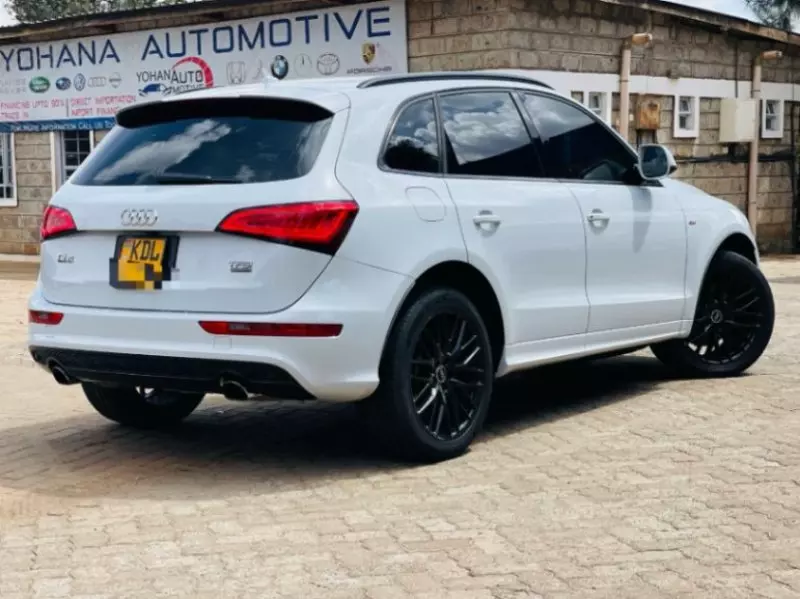 Audi Q5   - 2016