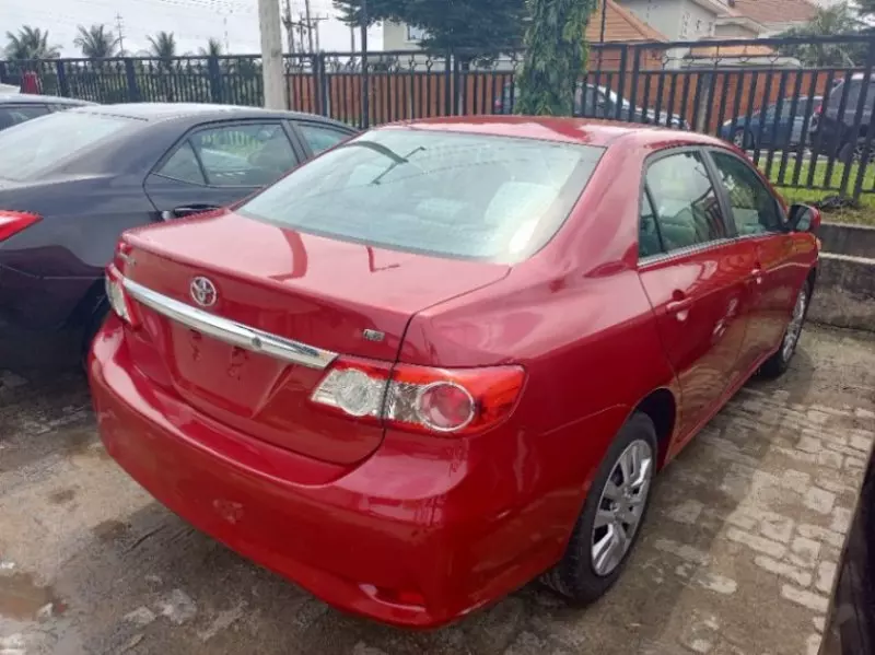 Toyota Corolla   - 2013