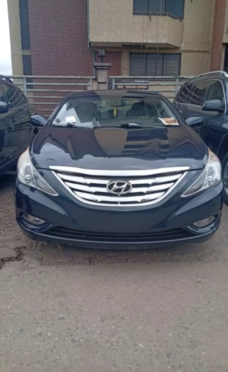 Hyundai SONATA 2,0L BVA GL   - 2013