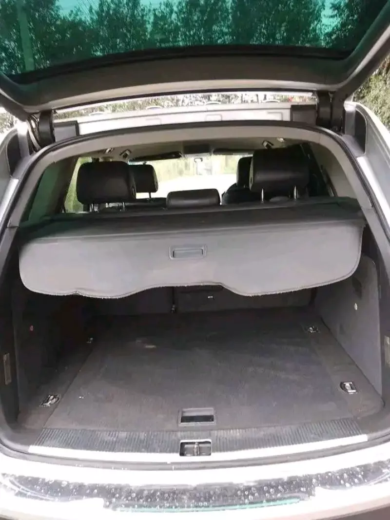 Volkswagen Touareg   - 2005
