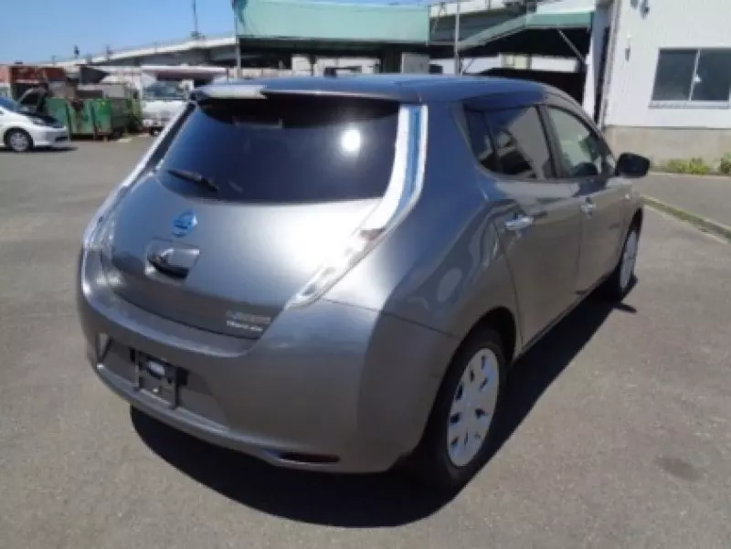Nissan Leaf   - 2016