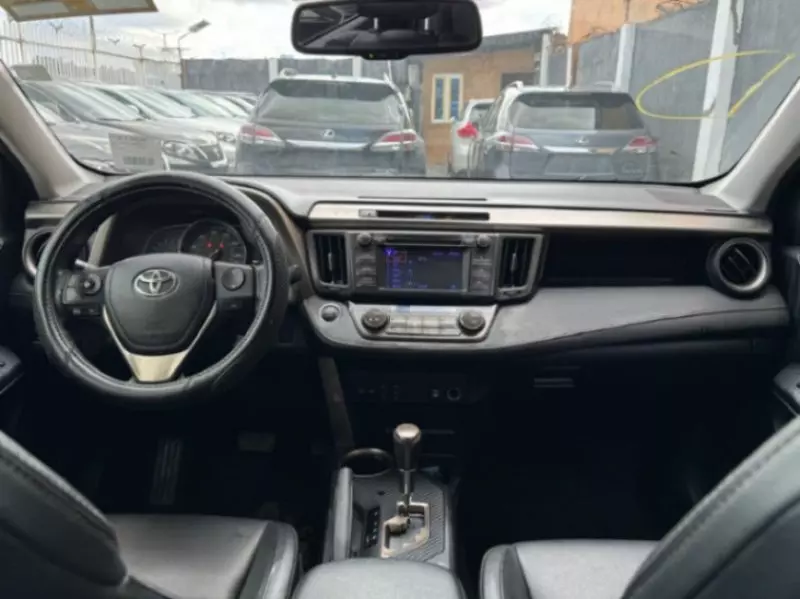 Toyota RAV 4   - 2014