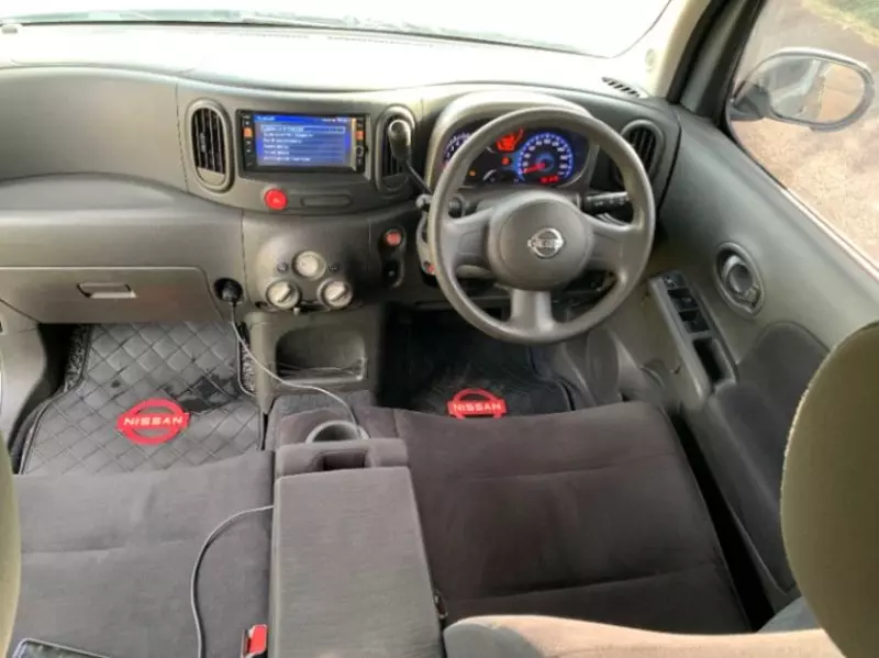 Nissan Cube   - 2013