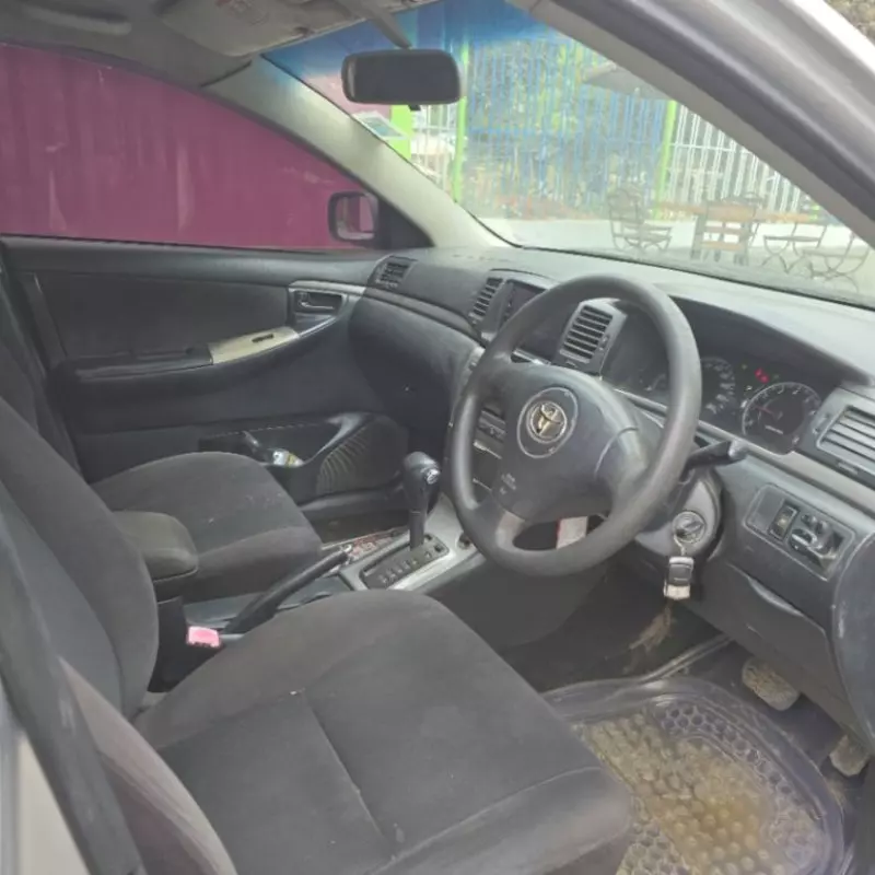 Toyota Allex    - 2005