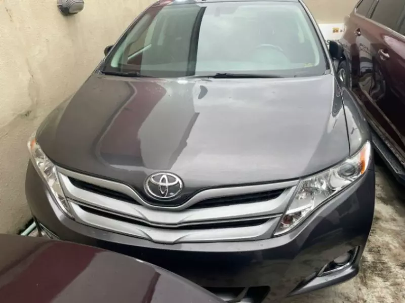 Toyota Venza   - 2014