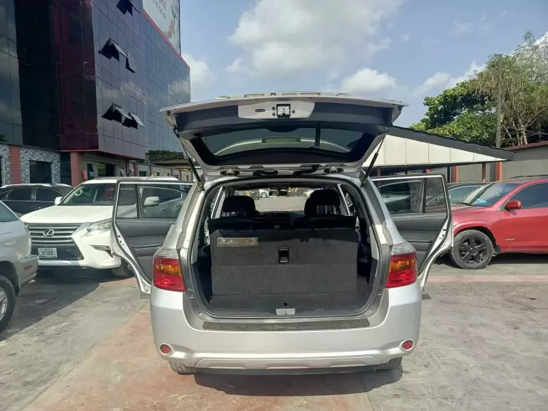 Toyota Highlander   - 2008