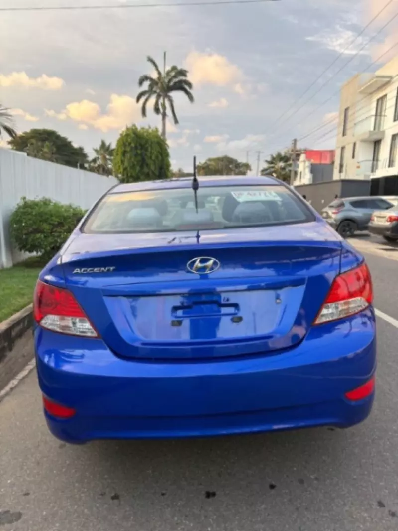 Hyundai Accent