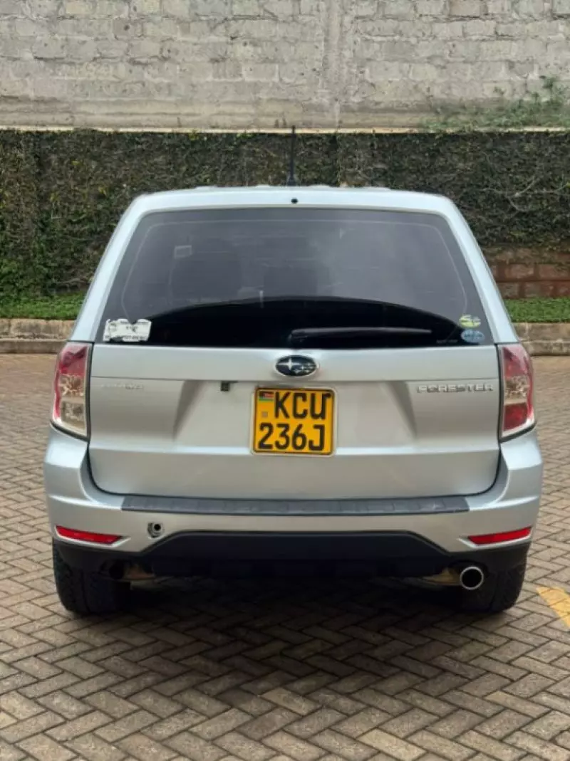Subaru Forester   - 2012