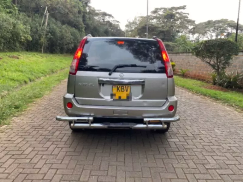Nissan X-Trail   - 2006