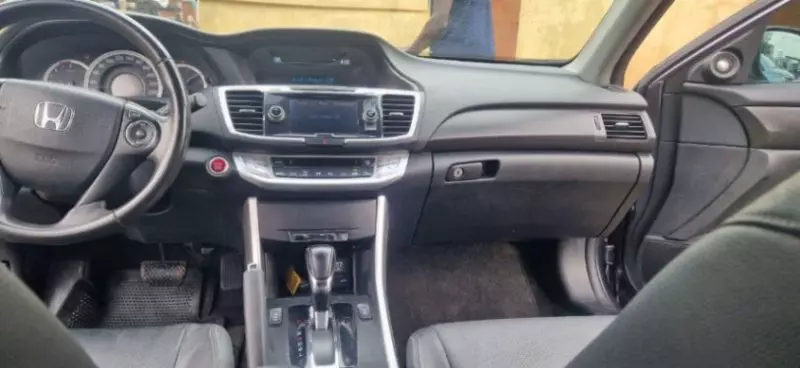 Honda Accord   - 2013