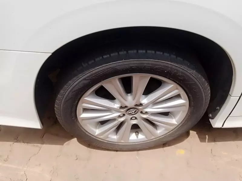 Toyota Alphard   - 2016