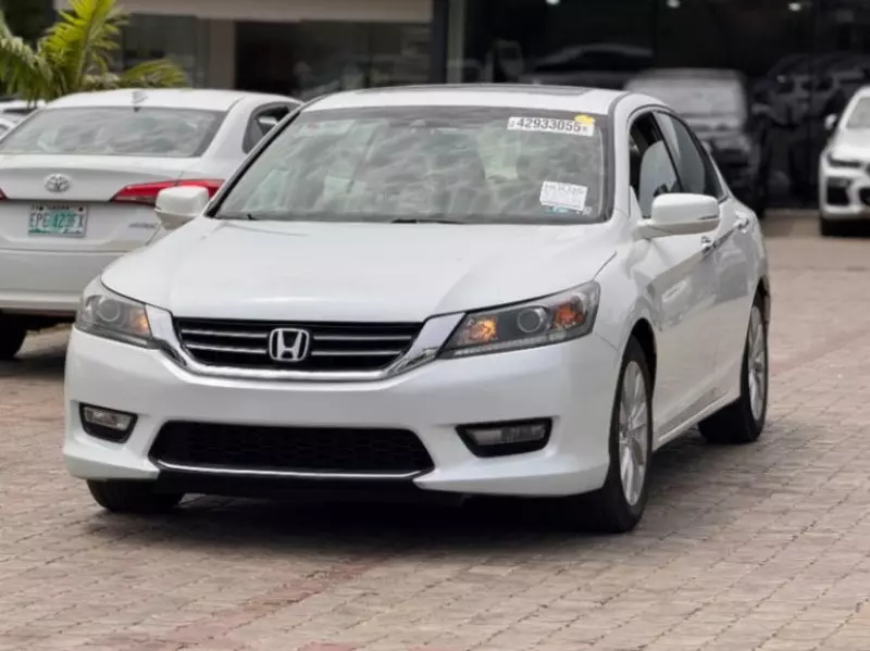 Honda Accord   - 2014