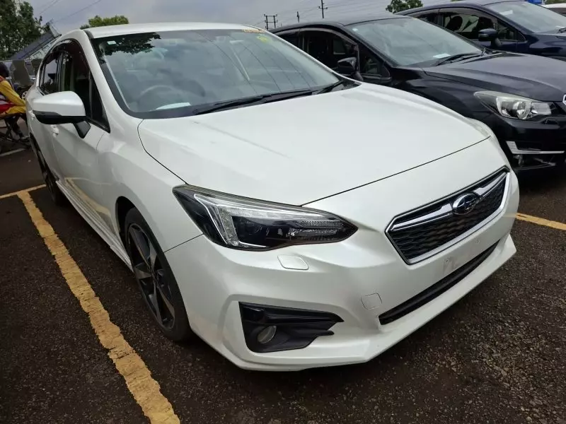 Subaru Legacy B4   - 2017