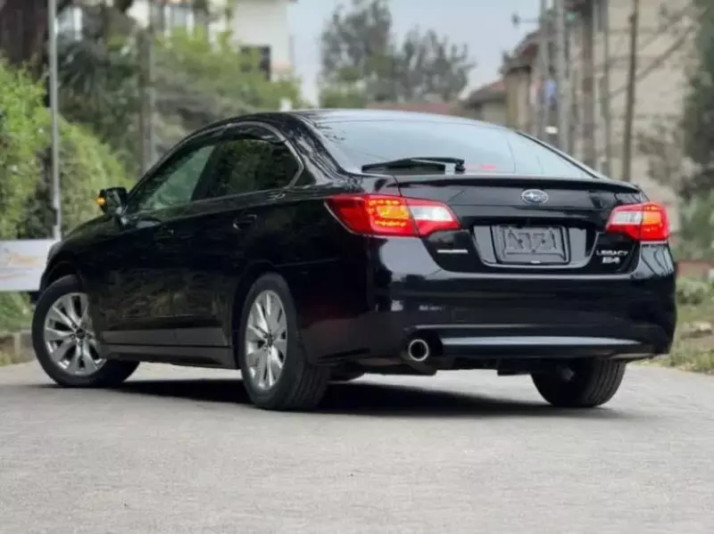 Subaru Legacy B4   - 2017