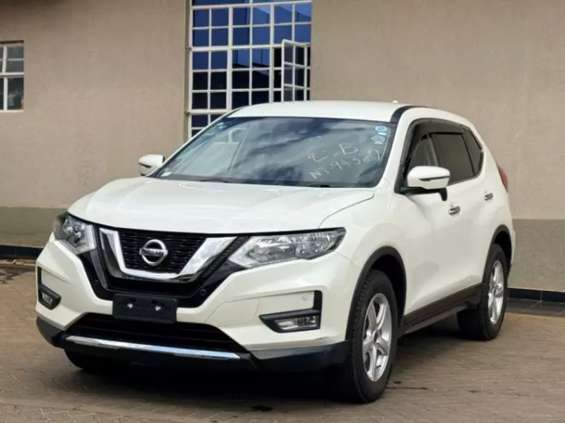 Nissan X-Trail   - 2018