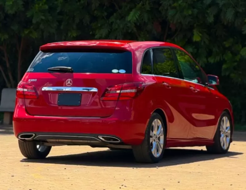 Mercedes-Benz B 180   - 2018