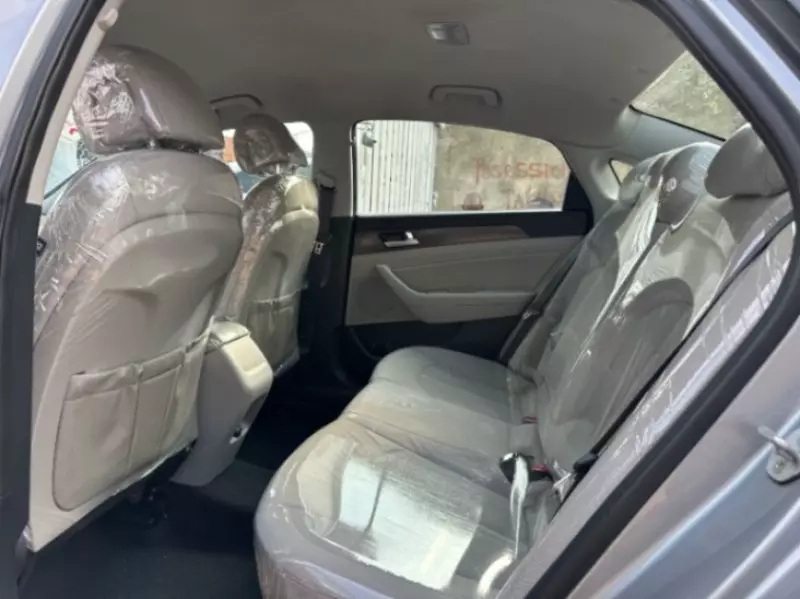 Hyundai Sonata   - 2017
