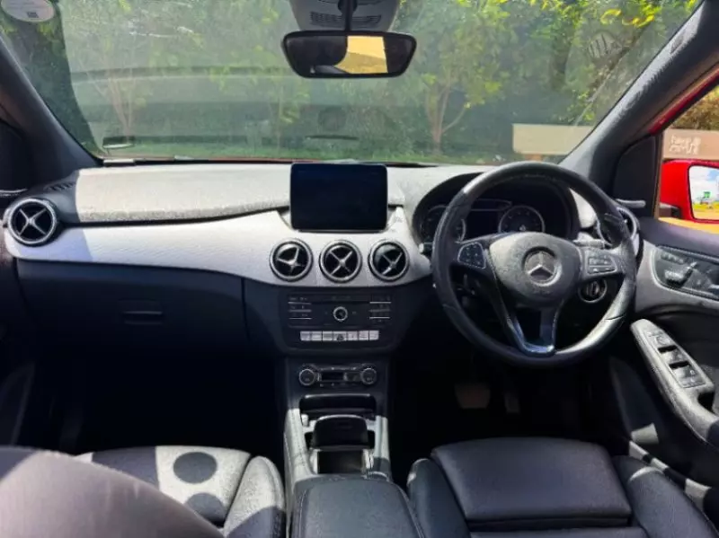 Mercedes-Benz B 180   - 2018