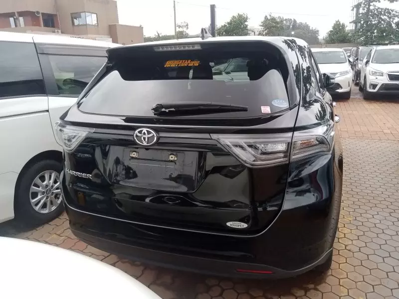 Toyota Harrier   - 2015