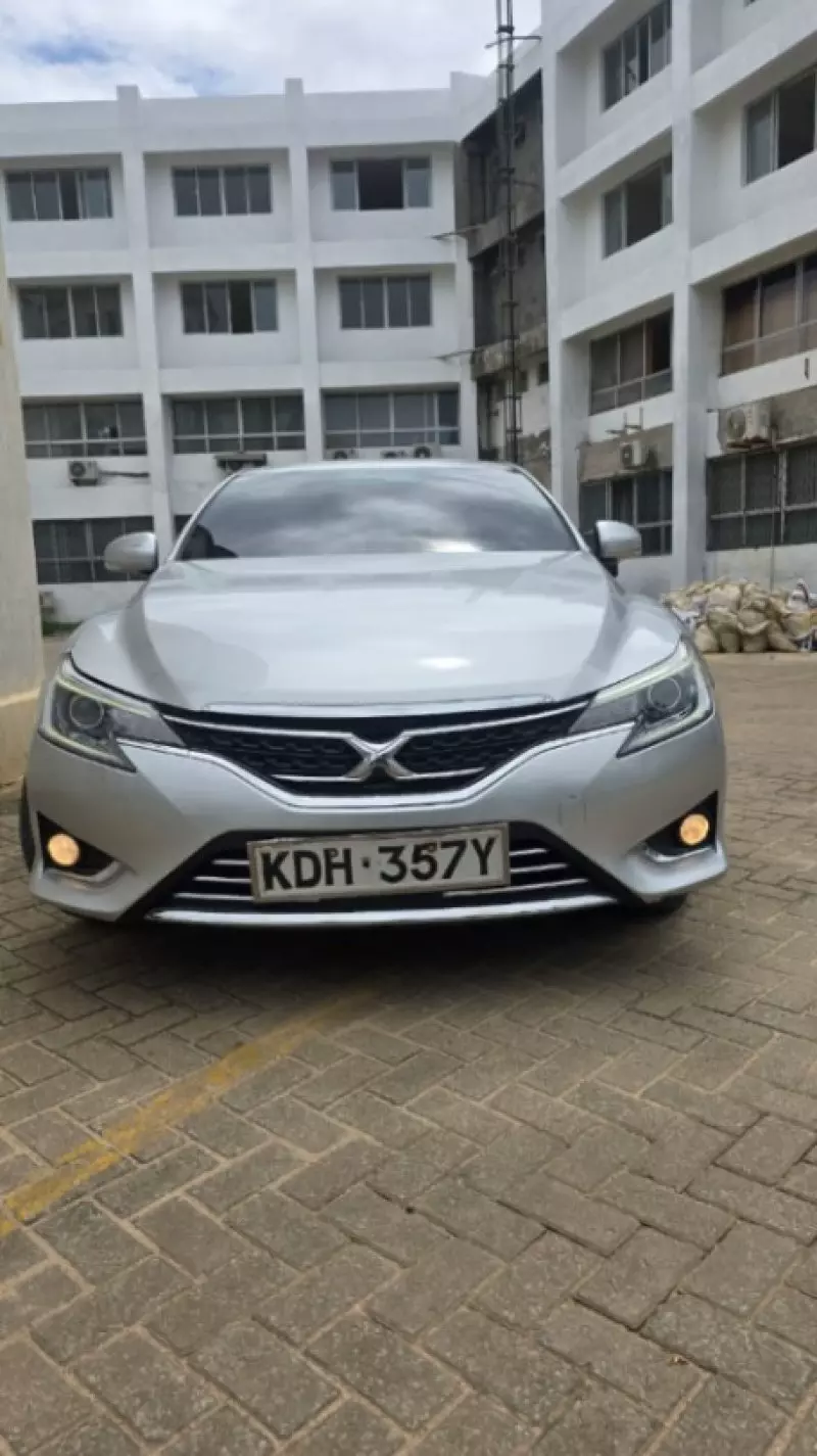 Toyota Mark X   - 2015