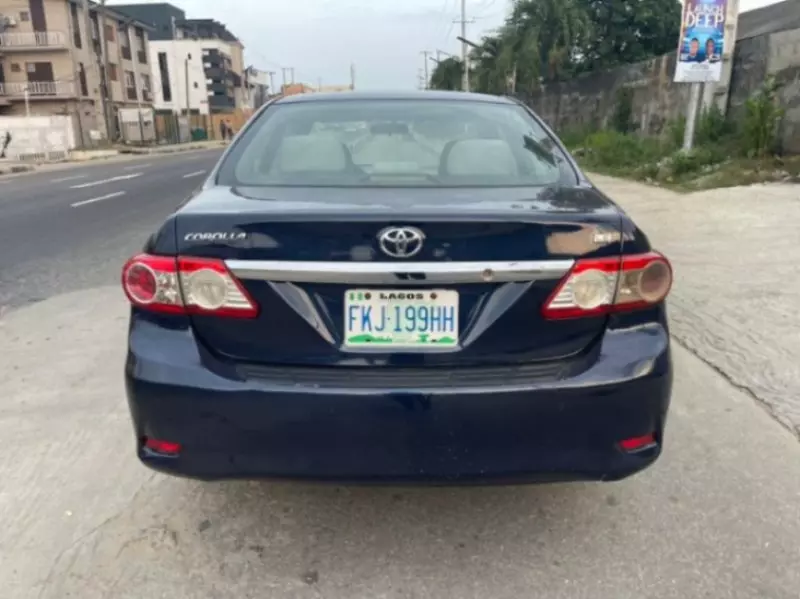 Toyota Corolla   - 2013