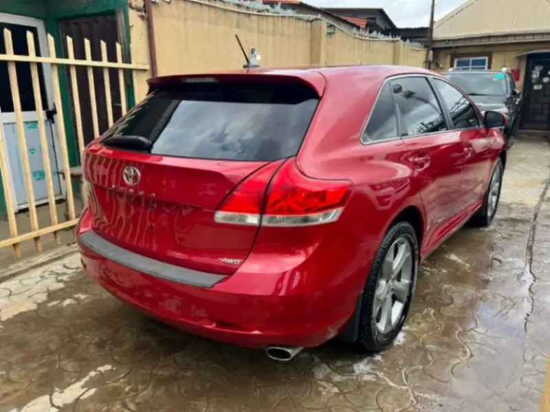 Toyota Venza   - 2010