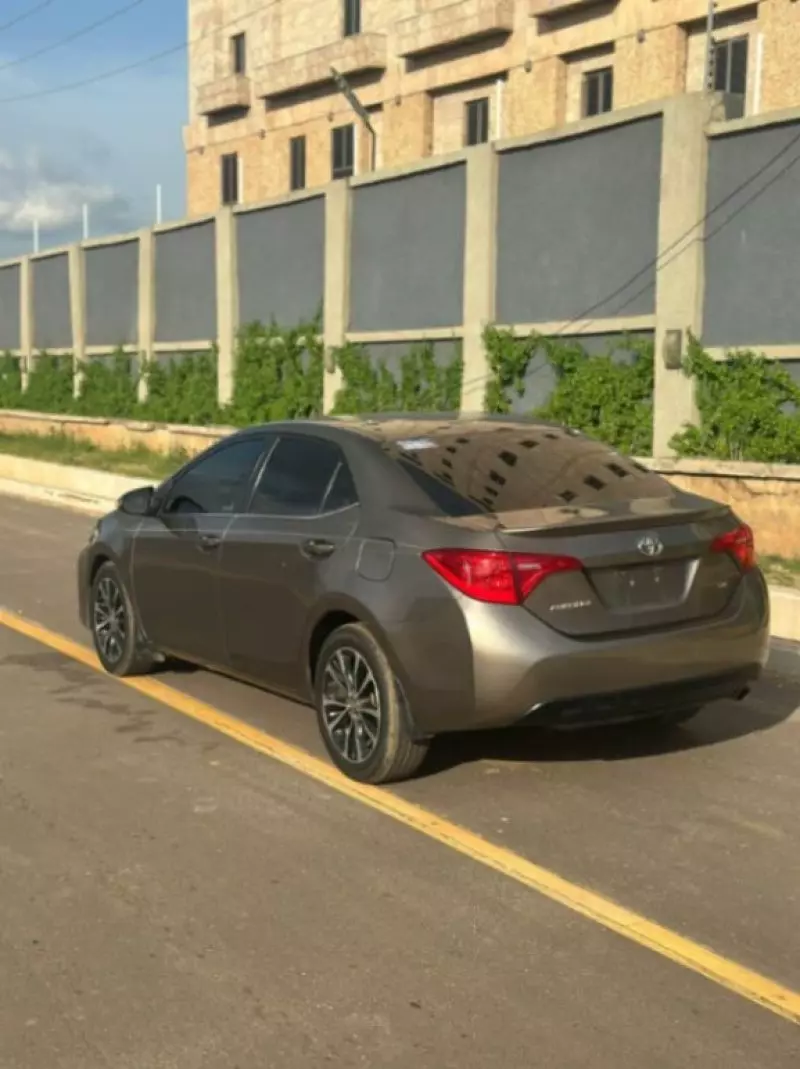 Toyota Corolla   - 2018