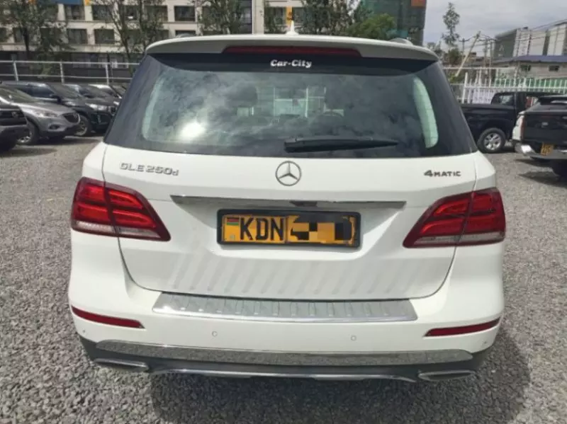 Mercedes-Benz 250   - 2016