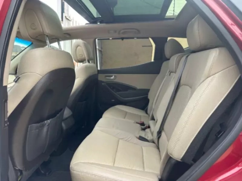 Hyundai Santa Fe   - 2013
